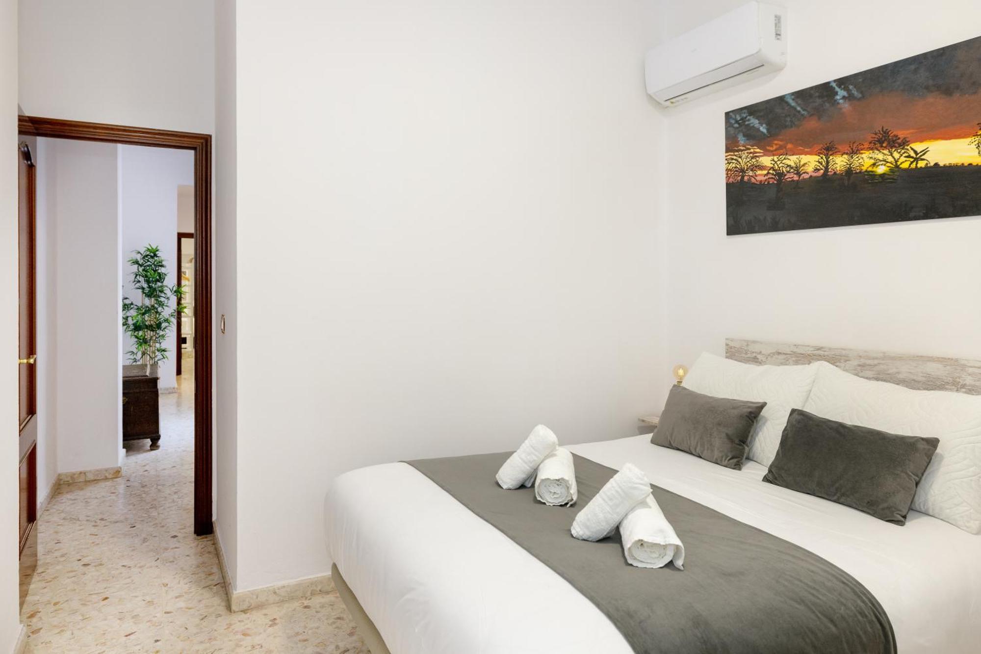 Apartamentos Trianasol Севилья Экстерьер фото