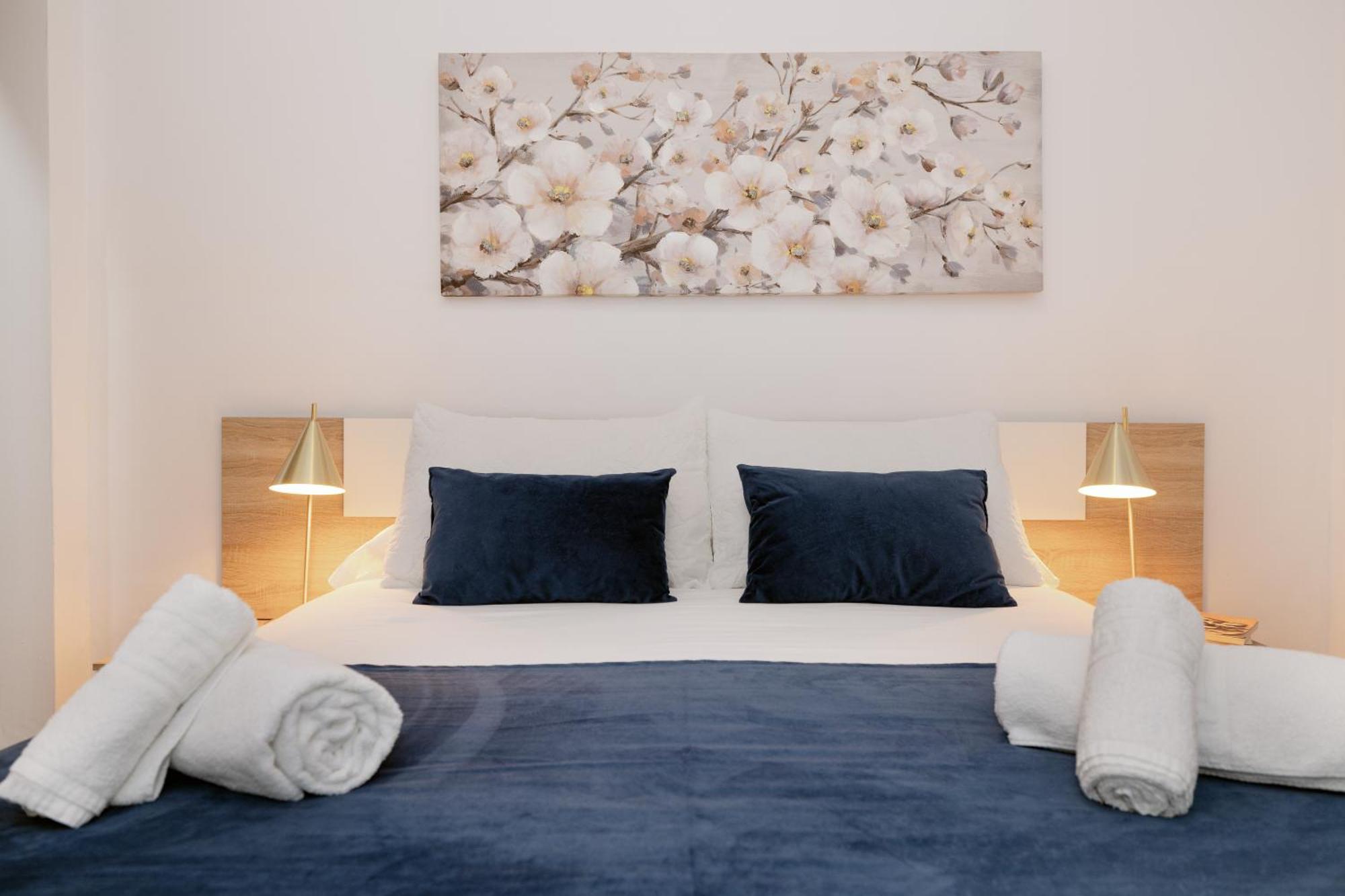 Apartamentos Trianasol Севилья Экстерьер фото