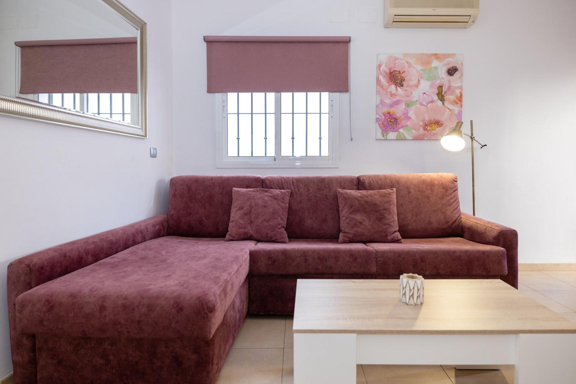 Apartamentos Trianasol Севилья Экстерьер фото