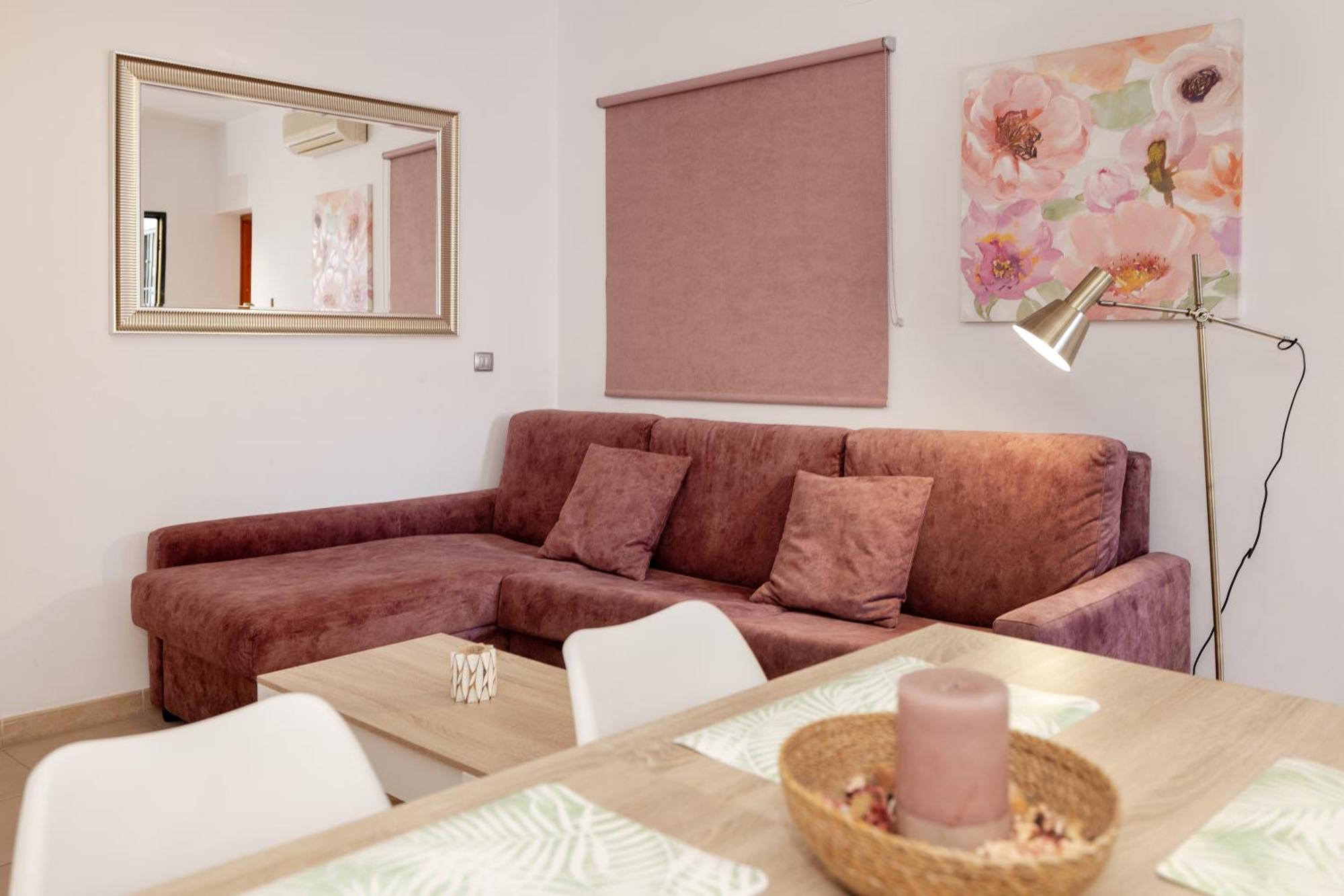 Apartamentos Trianasol Севилья Экстерьер фото