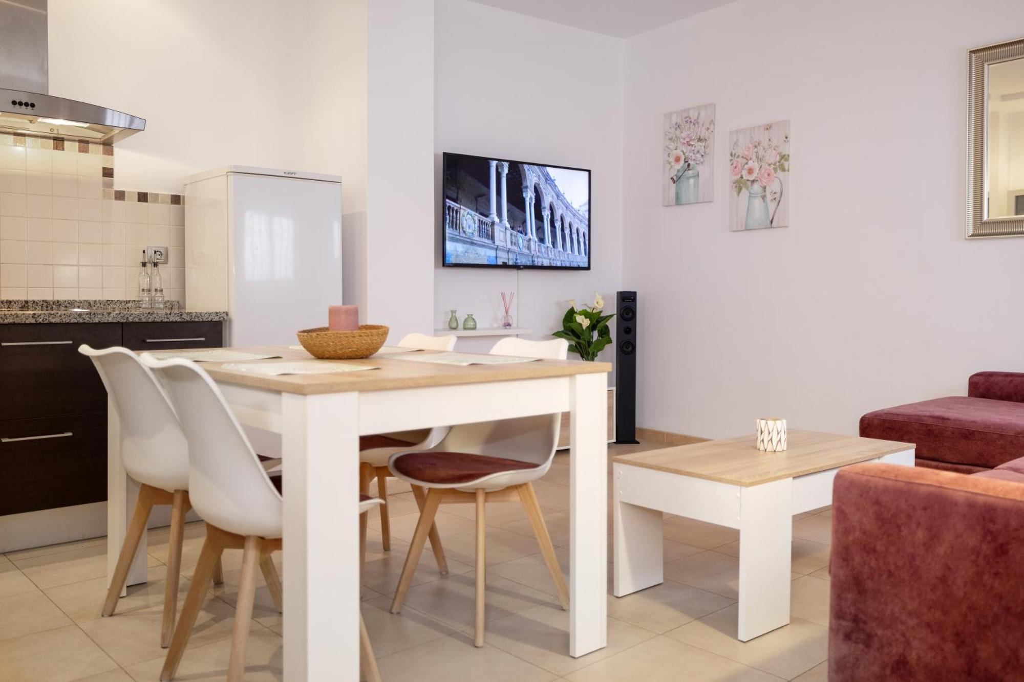 Apartamentos Trianasol Севилья Экстерьер фото